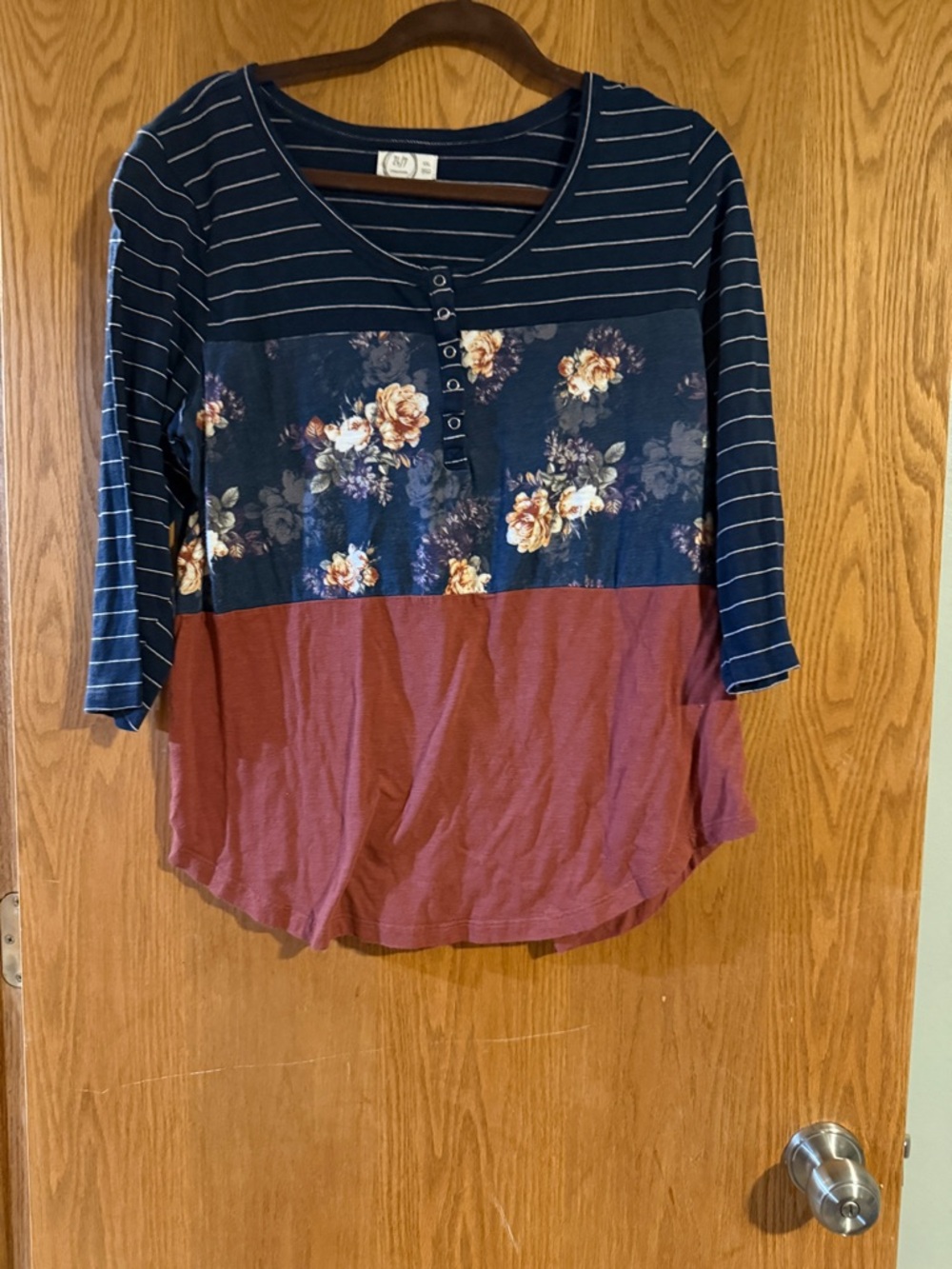 Maurices Navy Floral & Burgundy Colorblock Henley